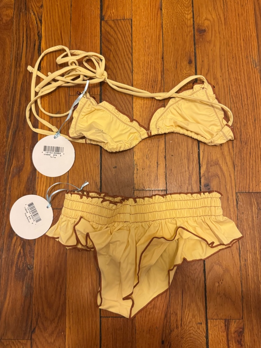 Frankie's Bikinis Buttercup Bikini - Picture 2 of 2